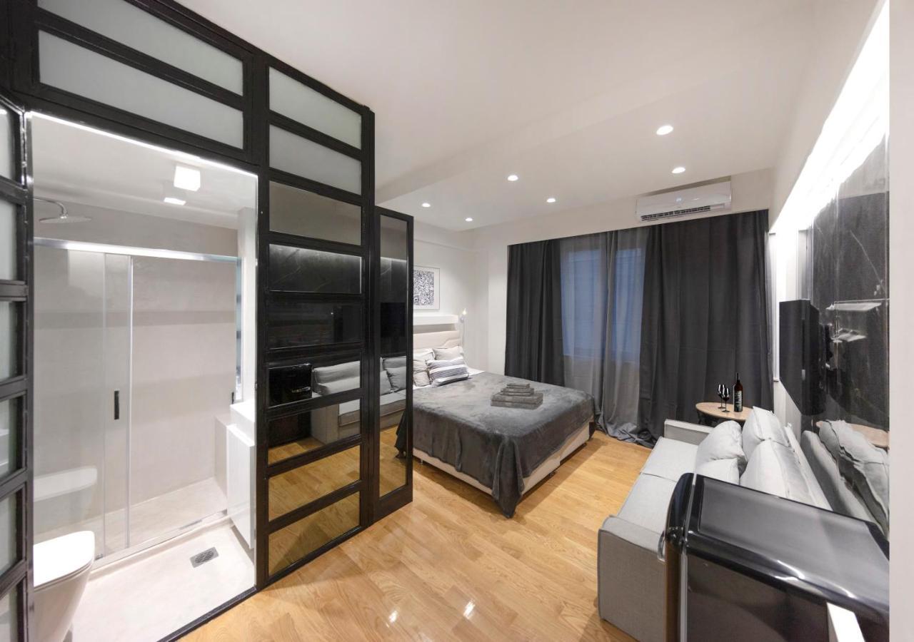 The Monastiraki Metro Lux Suite! Athens Exterior photo